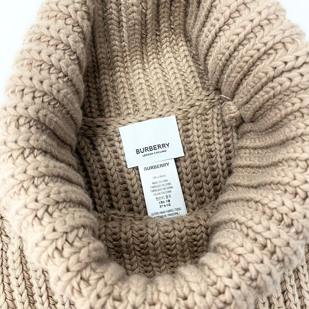 Ed20 BURBERRY バーバリー タートルネック ケープ ポンチョ ニットセーター ローゲージニット 146×40cm ベージュ レディース 女性用nu1