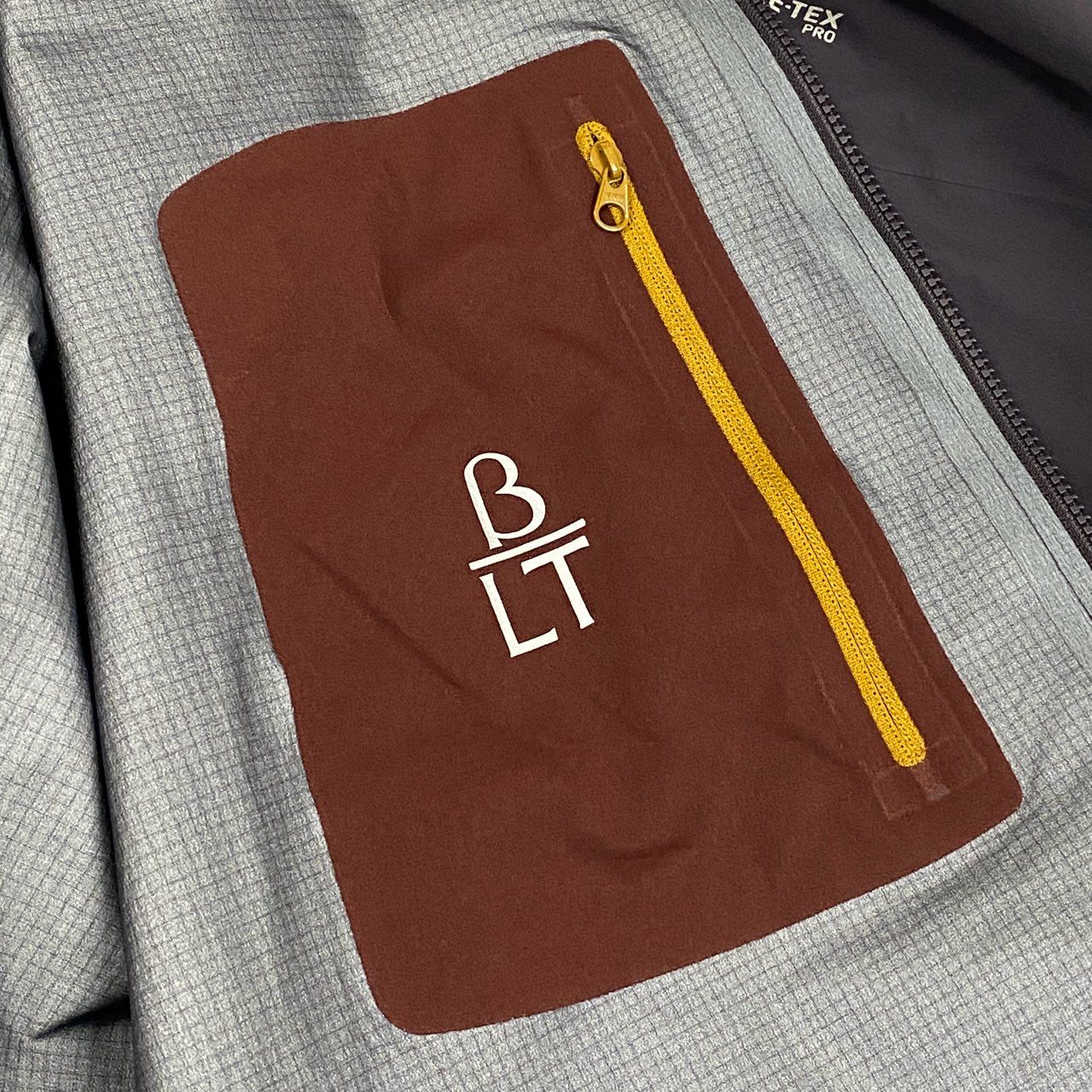 Ma26 ARC’TERYX アークテリクス BETA LT JACKET ベータLTジャケット マウンテンパーカー ゴアテックス  Lサイズ ダークグレー ナイロン100％ メンズo07t