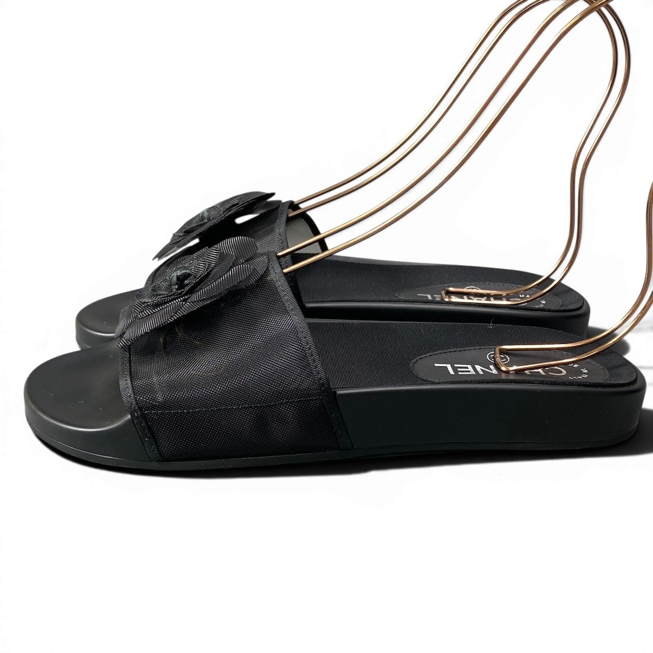 e18 【美品】CHANEL カメリア メッシュサンダル G43754 39サイズ ブラック レディース 女性用k02i