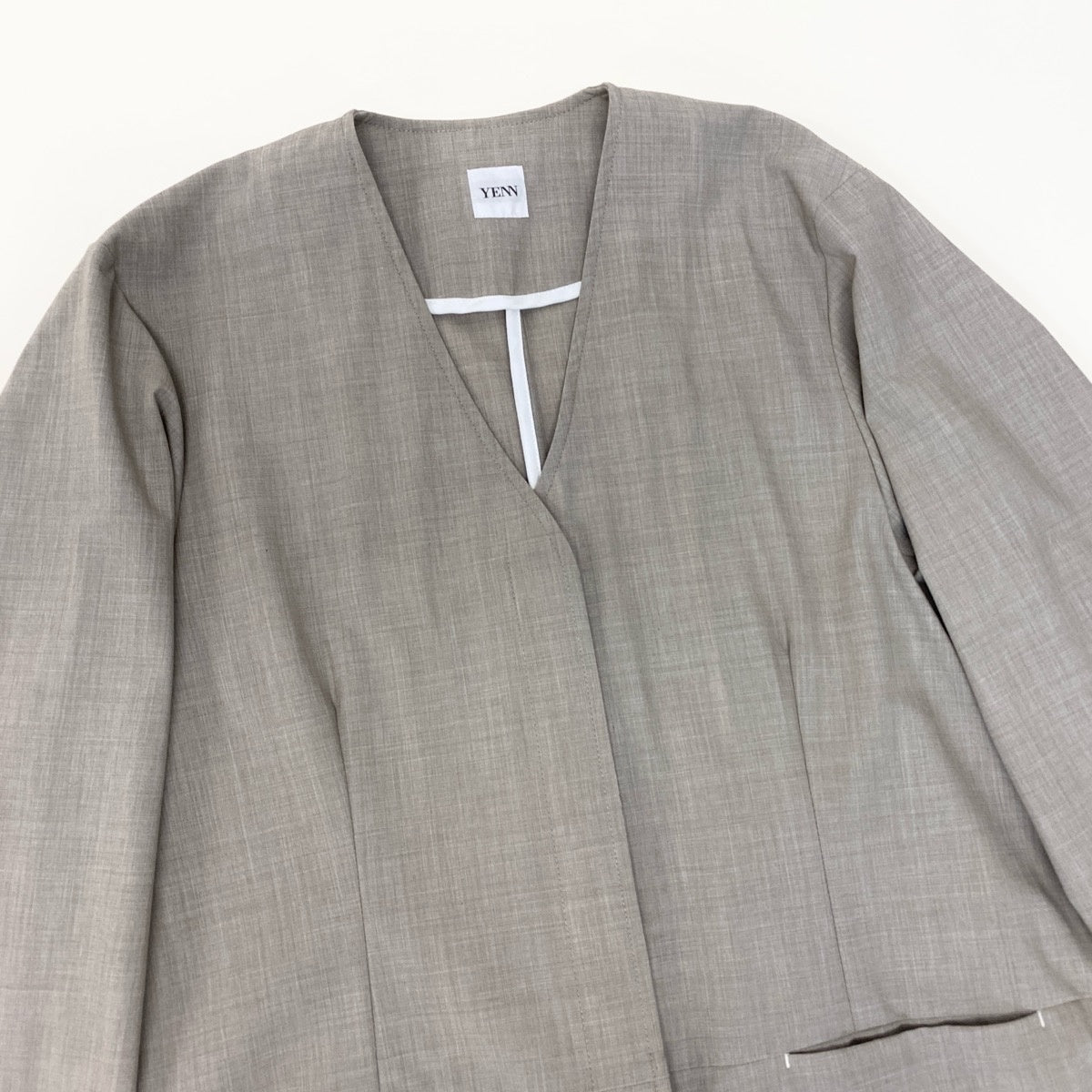 69g14 YENN イエン 23SS セットアップ カーディガンジャケット 2タックワイドパンツ サイズFREE ベージュ レディースu02t