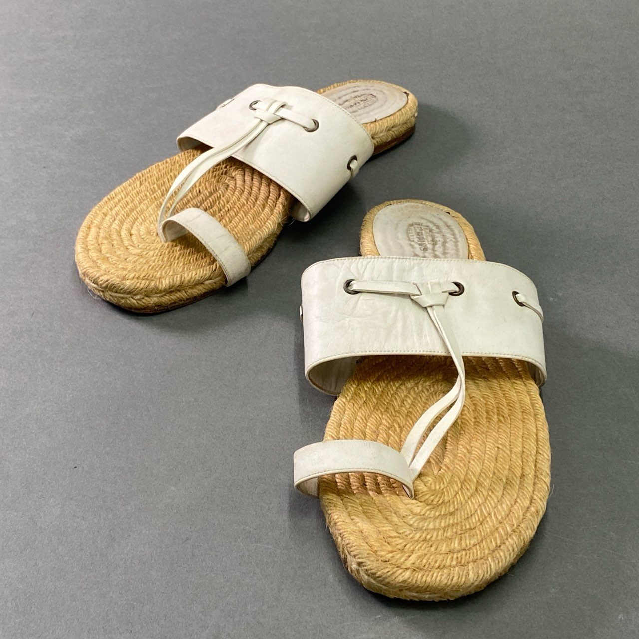7b7 HERMES エルメス エスパドリーユ トング フラットサンダル leather メンズ 43 ホワイト