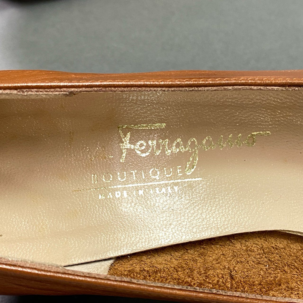 2l3 Salvatore Ferragamo サルヴァトーレフェラガモ イタリア製 ヴァラリボン ヒールパンプス シューズ 6 ブラウン レザー