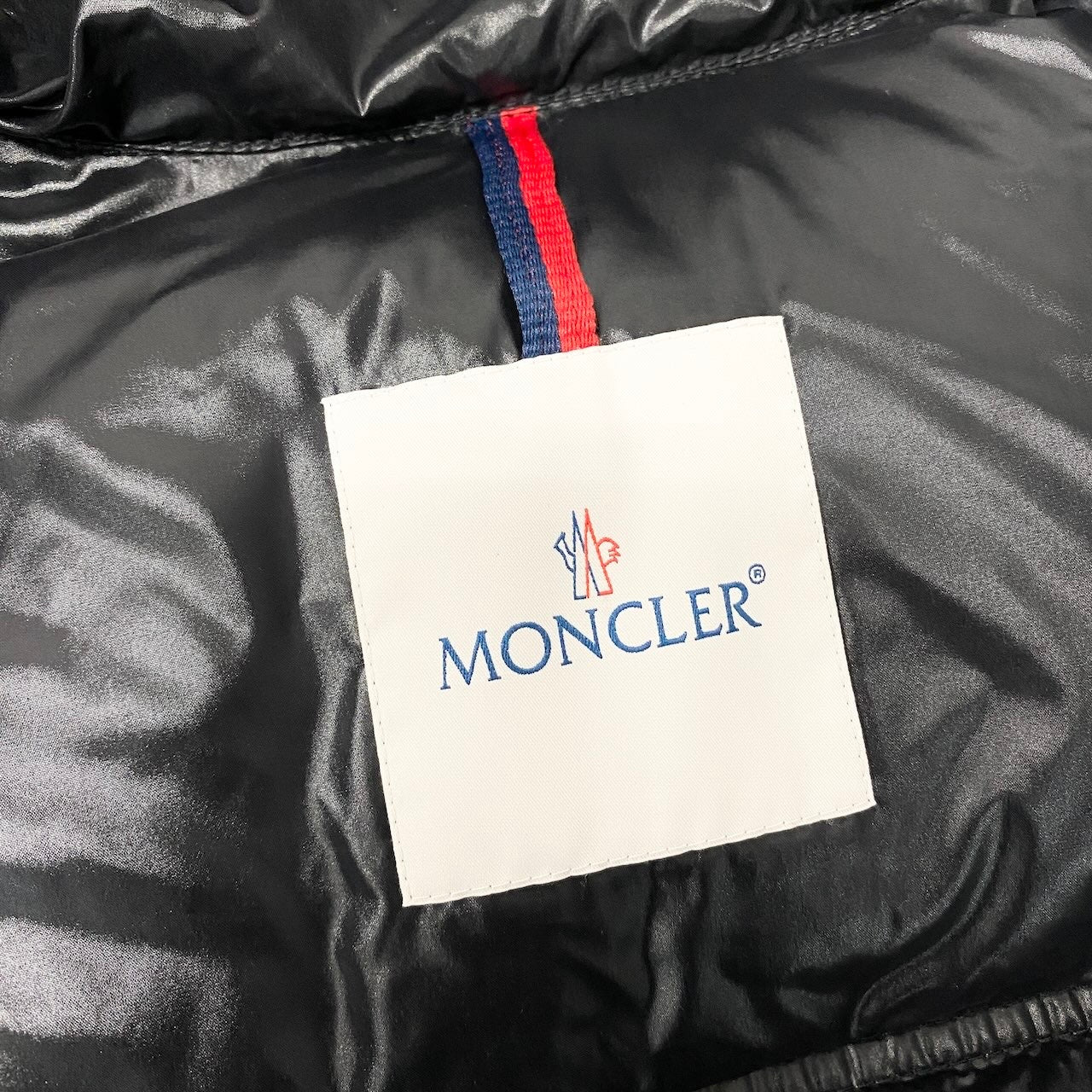 62d5 《美品》 MONCLER モンクレール ERQUY エルキュイ ダウンコート H10931A00100 サイズ2 ブラック メンズ着用可 Down Coatt18r
