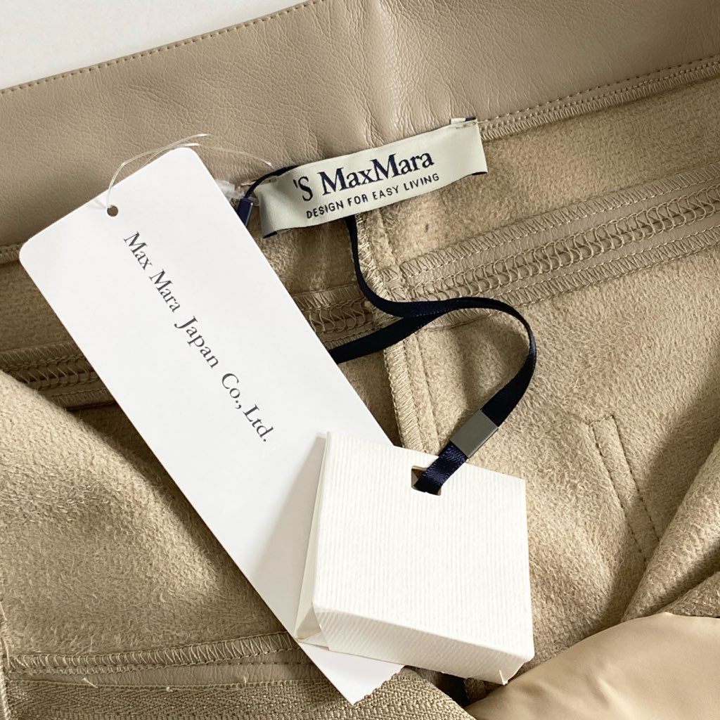 25h23 【未使用】　タグ付 'S MaxMara エスマックスマーラ エコレザーパンツ スラックス ボトム サイズS ベージュ レディース