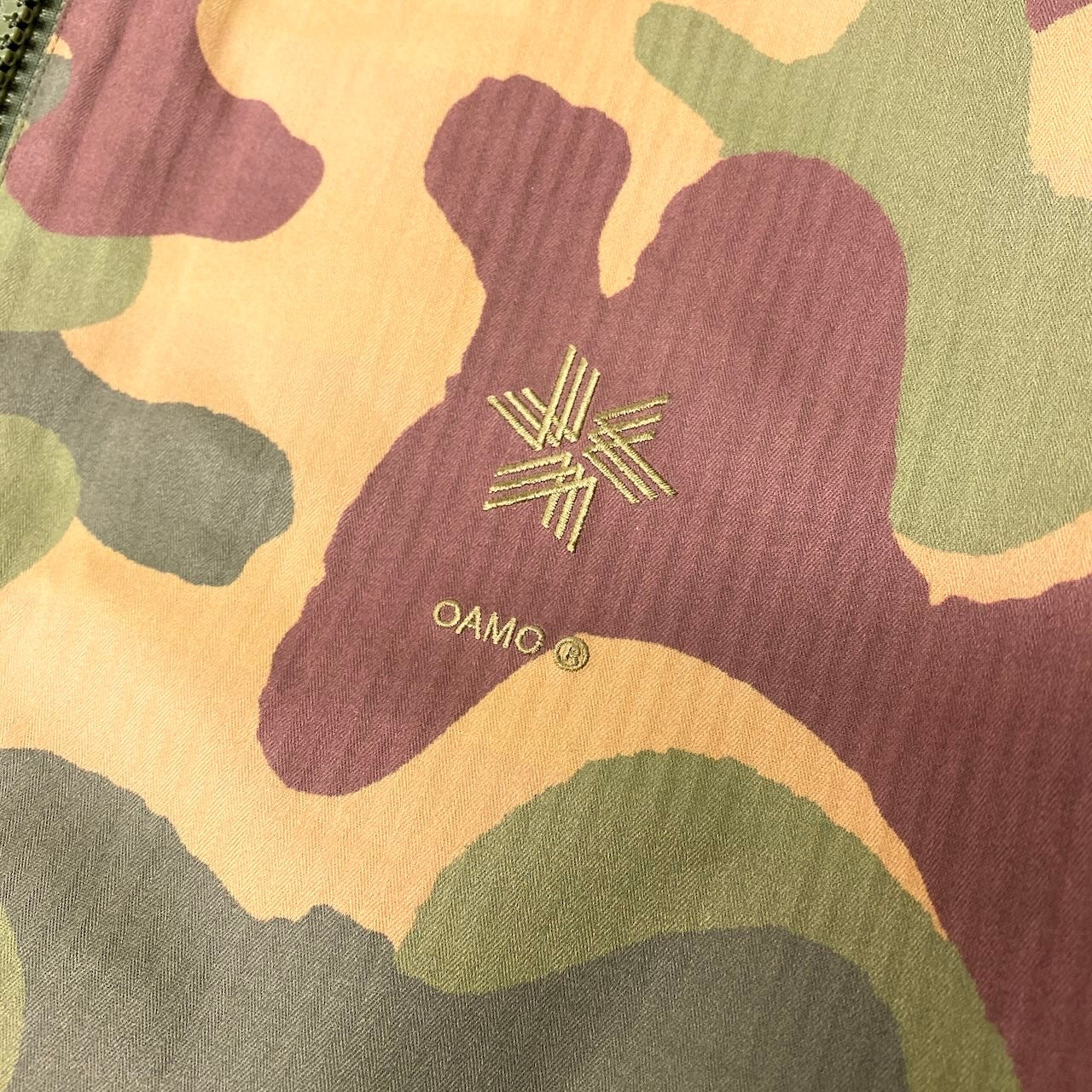 17d11 【新品同様】OAMC × GOLD WIN オーエーエムシー ゴールドウィン 3L Parka カモフラージュ  サイズ3(L) メンズ コートk02i