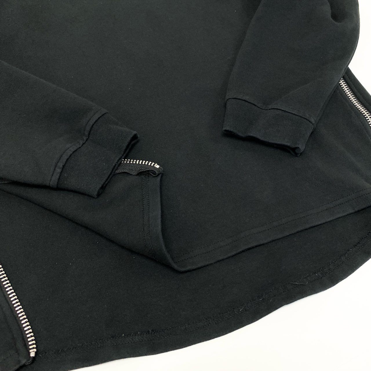 72j15 BALR. ボーラー プルオーバー フーディー パーカー ロゴメタル サイドジップ Sサイズ ブラック メンズu02t