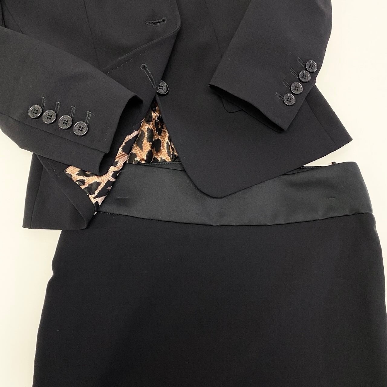 Ef9 【美品】DOLCE＆GABBANA スカートセットアップ ジャケット タイトスカート レオパード イタリア製 36サイズ ブラック レディース 女性用u02t