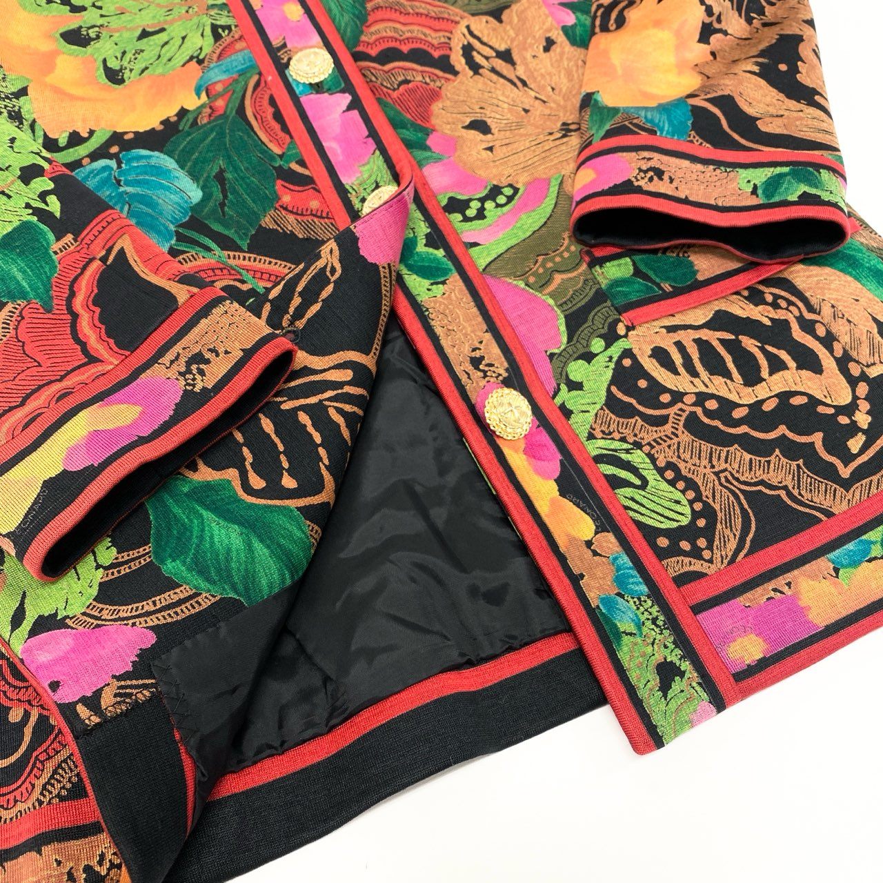 58k22 LEONARD FASHION レオナール ノーカラージャケット ロングジャケット 美しい花柄プリント 金ボタン シルクウール レディース 女性用 9AR マルチカラーu02t