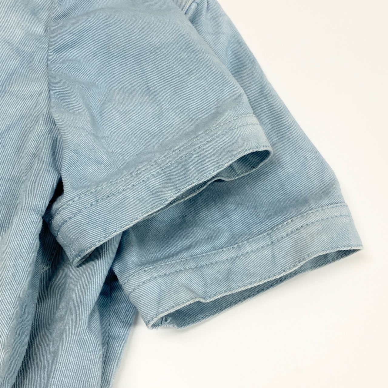 Cd6 CHANEL シャネル P40177 2018 グリポアボタン デニムジャケット クロップドジャケット サイズ38 ライトブルー レディースta1