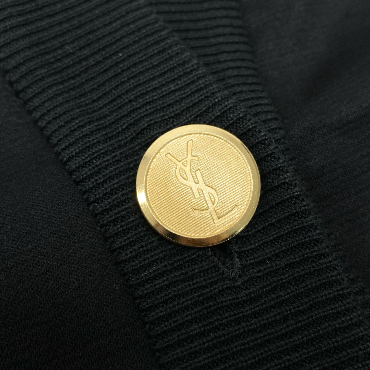 Ia29 Vintage Yves Saint Laurent ヴィンテージ イヴサンローラン YSL カサンドラロゴ ビジュー 金ボタン カーディガン 羽織 Cassandre Logo Cardigan Gold Buttons M ブラック コットン レディースo07t