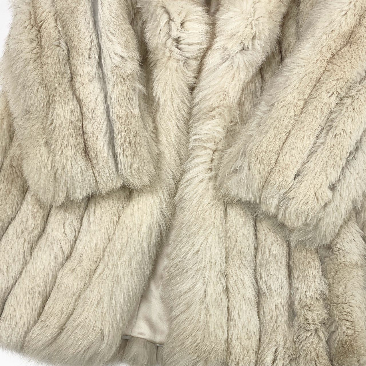 27k14 シルバーフォックス セミロングコート 9 本毛皮 FOX FUR リアルファー ボリューム◎ 裏地刺繍t18r