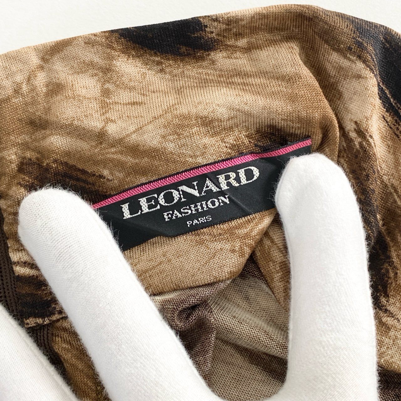 40e12 LEONARD レオナール 伸縮ストレッチ素材 長袖Tシャツ ロングスリーブカットソー トップス サイズM ブラウン レディース 日本製