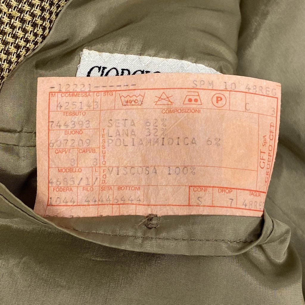 32l24 GIORGIO ARMANI ジョルジオアルマーニ テーラードジャケット ヘリンボーンジャケット シングルジャケット イタリア製 44サイズ ベージュ系 メンズo07t