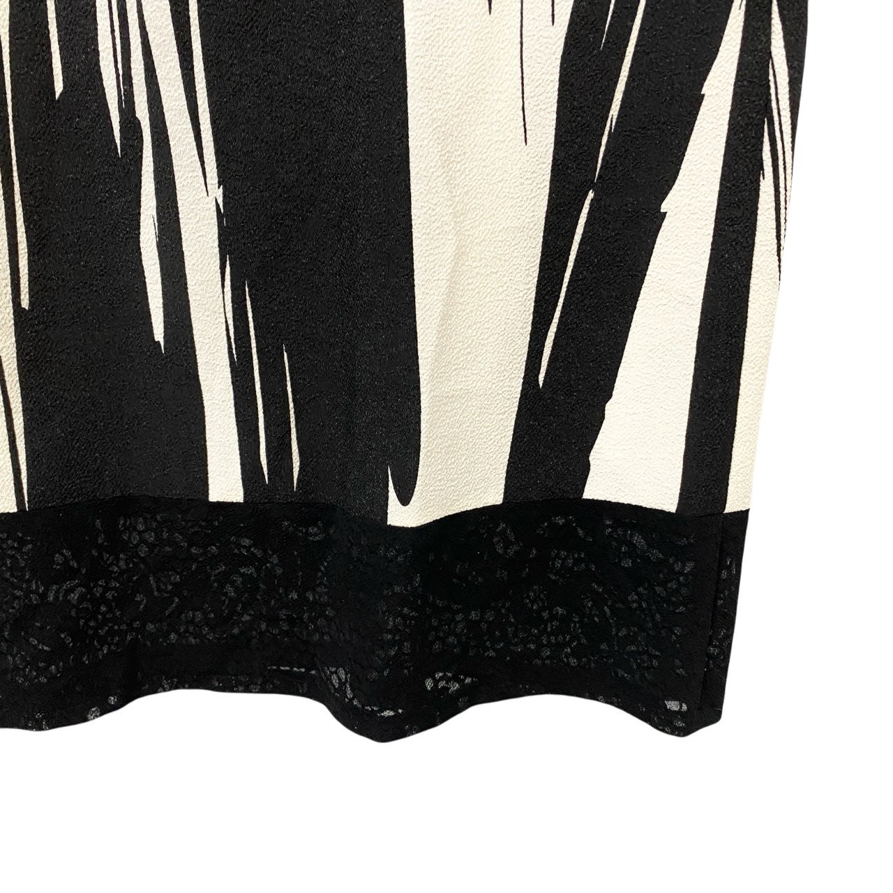 38c3 【美品】 SHISENDO TOMO COLLECTION 詩仙堂 スクエアネック 五分袖ワンピース ロングワンピース 総柄 ちりめん レディース 女性服 ブラック ホワイトu02t