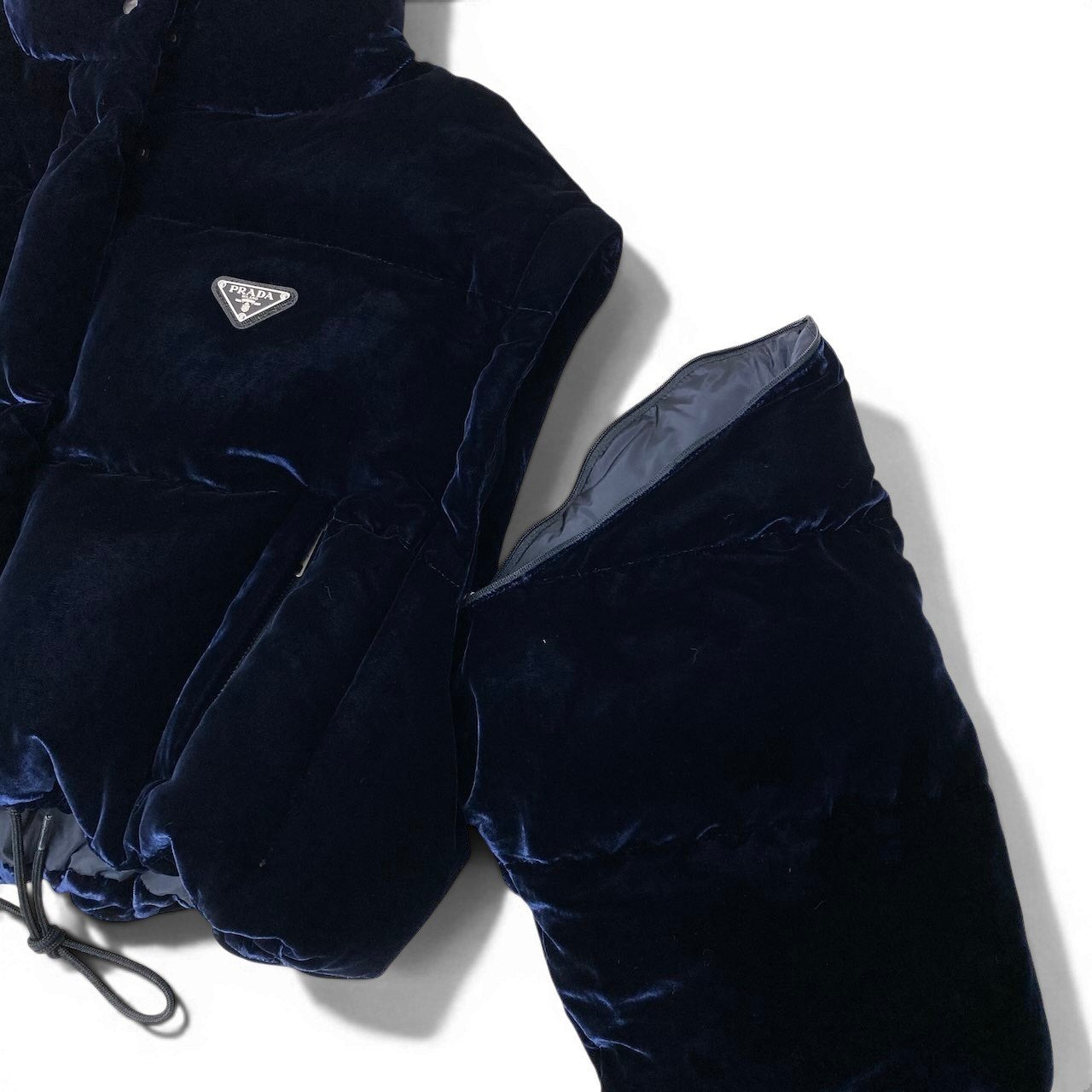 19g1 PRADA プラダ  25AW ベルベット ベロア クロップドダウンジャケット サイズ36 ネイビー系 レディース アウターk02i