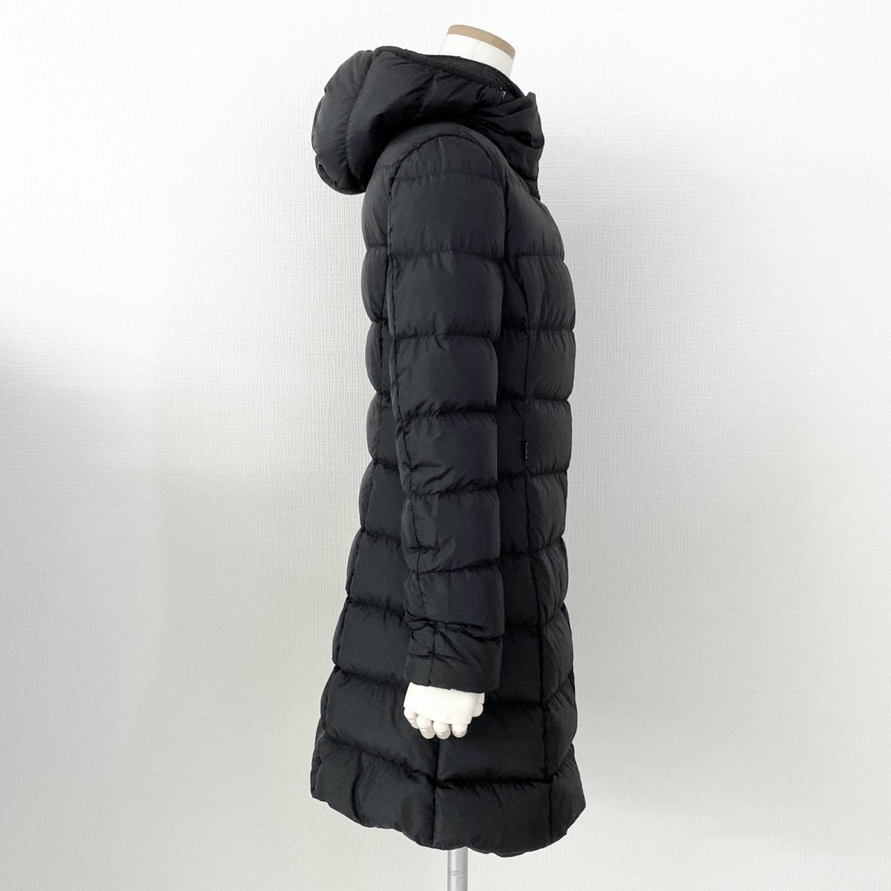 28e26 《美品》 MONCLER モンクレール 2022 GIE GIUBOTTO ダウンコート H20931C00065 1 ブラック レディース アウター