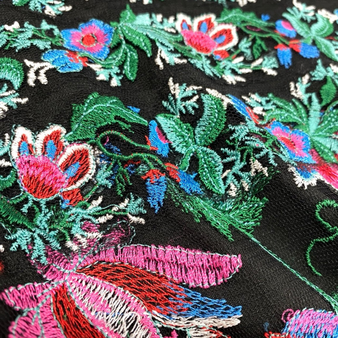 26j24 《美品》TADASHI SHOJI タダシショージ ノースリーブワンピース ドレス 花柄刺繍 膝丈 タイトシルエット◎ 2サイズ マルチカラー レディースu02t