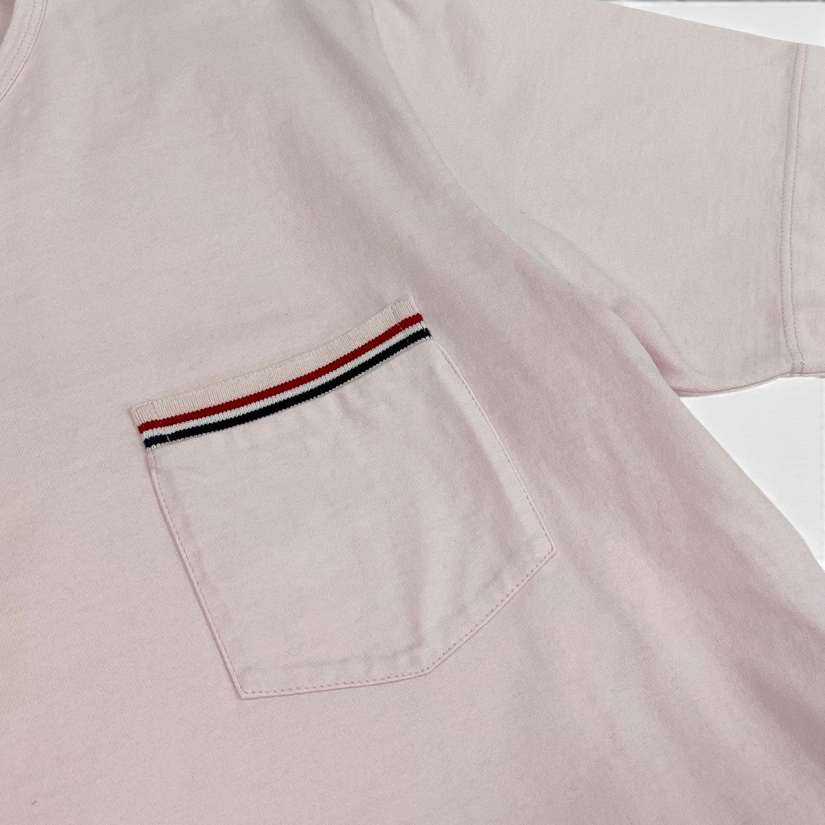 Mg16 THOM BROWNE. トムブラウン クルーネック ポケットTシャツ グログランテープ サイズ1 ピンク コットン100％ メンズ 紳士服u02t