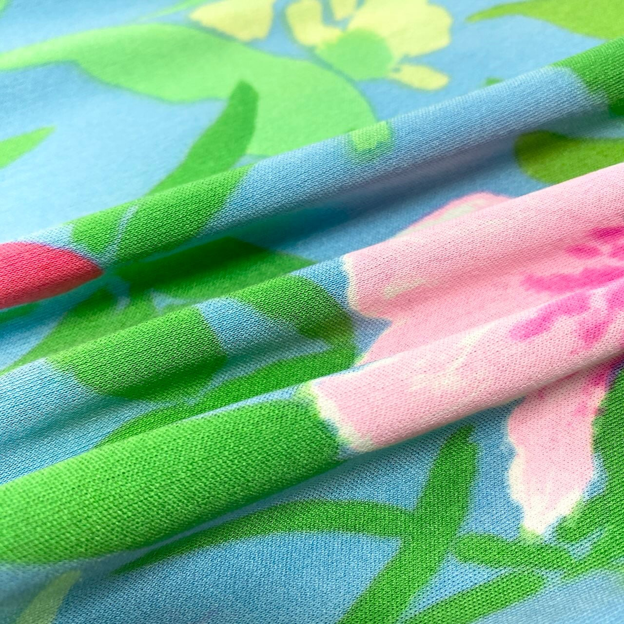 4c29 LEONARD レオナール ロングスリーブワンピース シルクワンピース 美しい花柄プリント 42サイズ マルチカラー シルク100％ レディース 女性用u02t