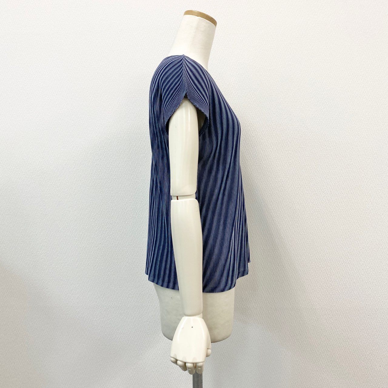 37a16 PLEATS PLEASE ISSEY MIYAKE プリーツプリーズイッセイミヤケ 日本製 プリーツカットソー 半袖Tシャツ ストライプ プルオーバー トップス PP01FK352 3 ブルー