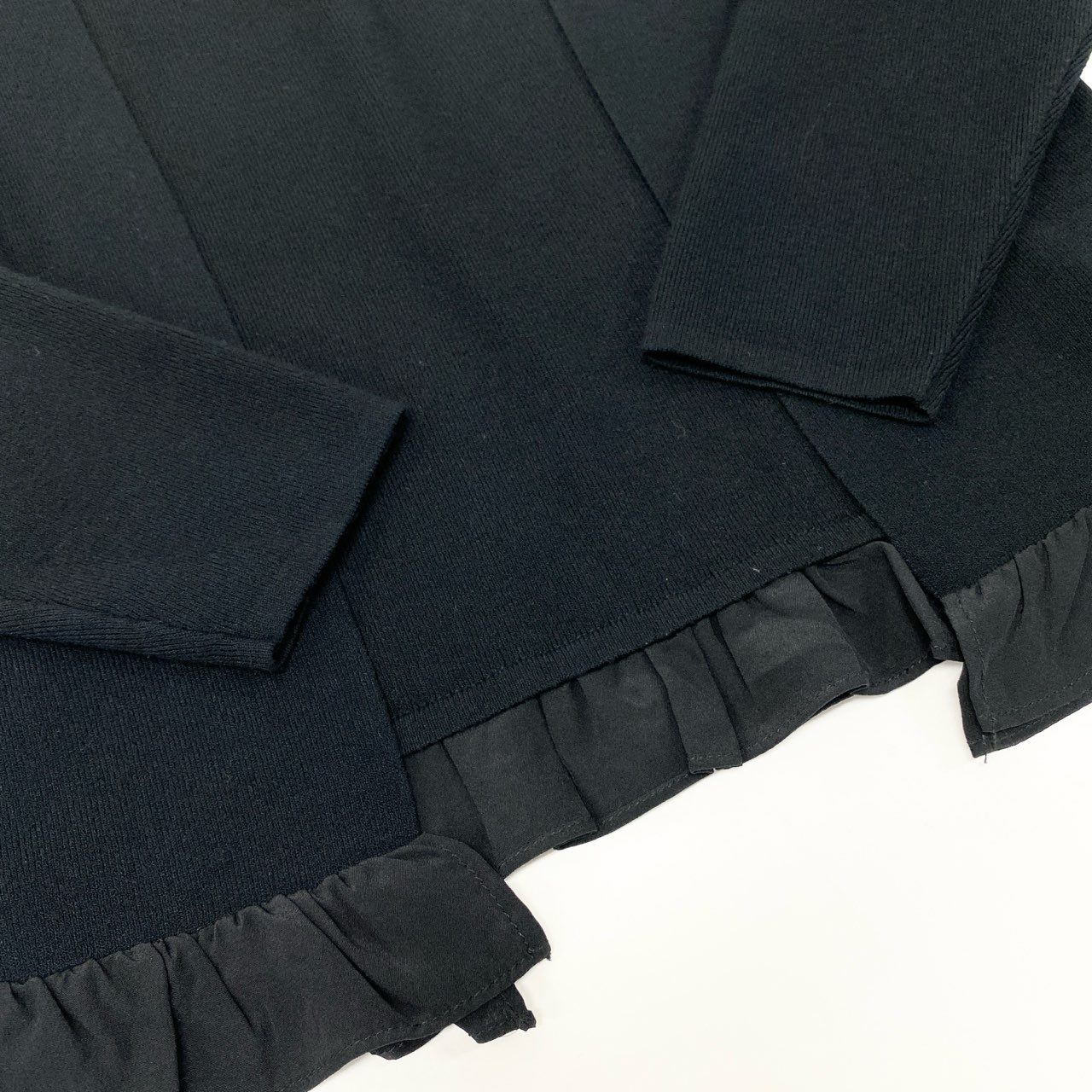 73j28 YOKOCHAN ヨーコチャン ニットカーディガン ショートボレロ 裾フリル  YCN-418-051 36 ブラックo07t