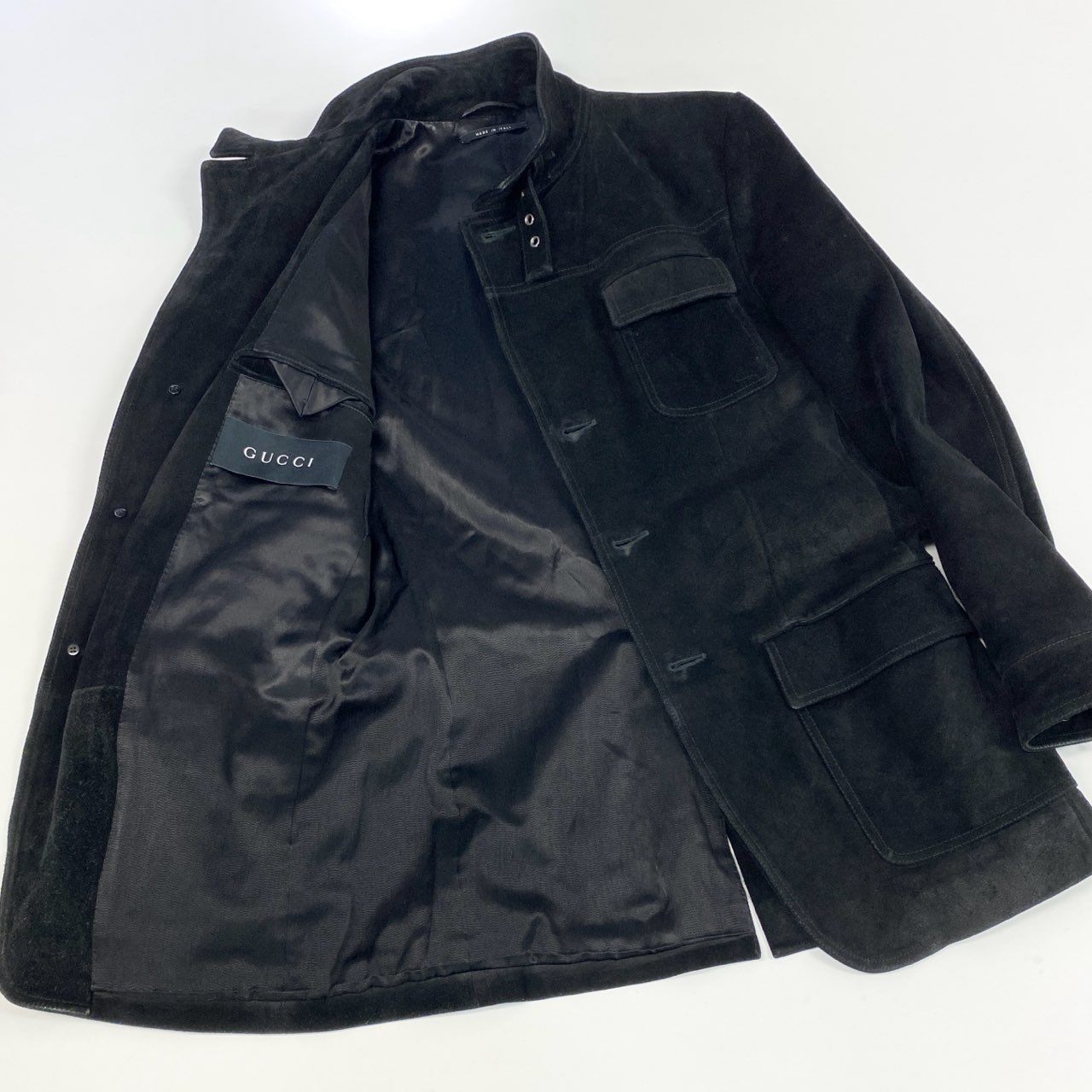 75j29 GUCCI グッチ スエードレザージャケット ベルトカラー ハーフコート トムフォード期 133594 48サイズ ブラック メンズu02t