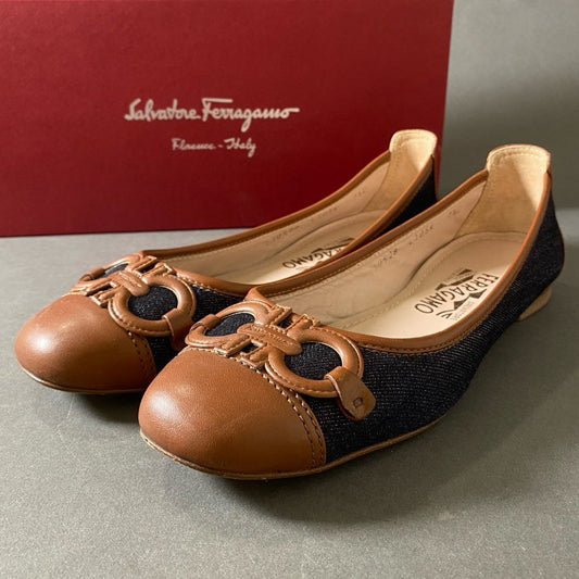 6g13 Salvatore Ferragamo サルヴァトーレフェラガモ DALREEN ガンチーニ フラットシューズ フラットパンプス サイズ7 1/2C レディース