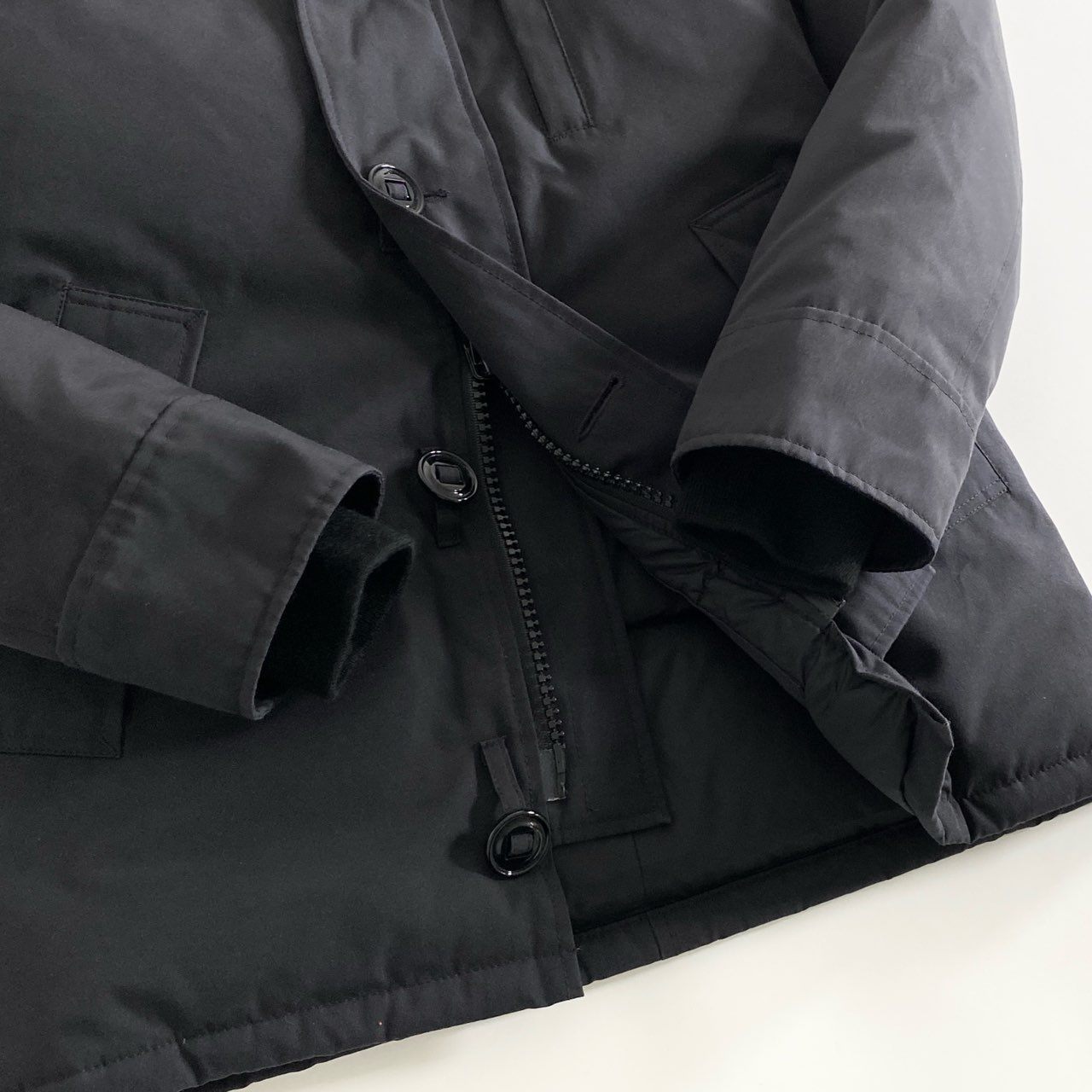 60i27 CANADA GOOSE カナダグース CHATEAU PARKA シャトーパーカ ダウンジャケット ダウンコート 3426MA サイズXS ブラック メンズ