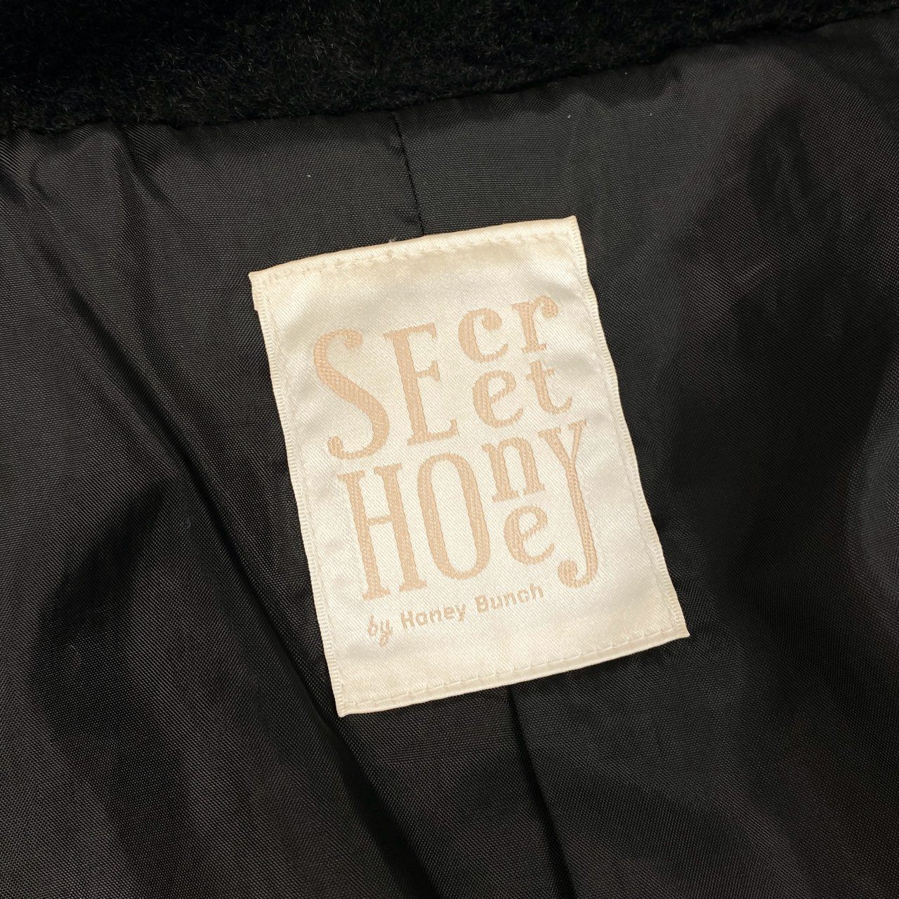 18f20 SECRET HONEY シークレットハニー うさ耳 リボンファーコート 2 ブラック バニー ボア うさぎ ゴシック