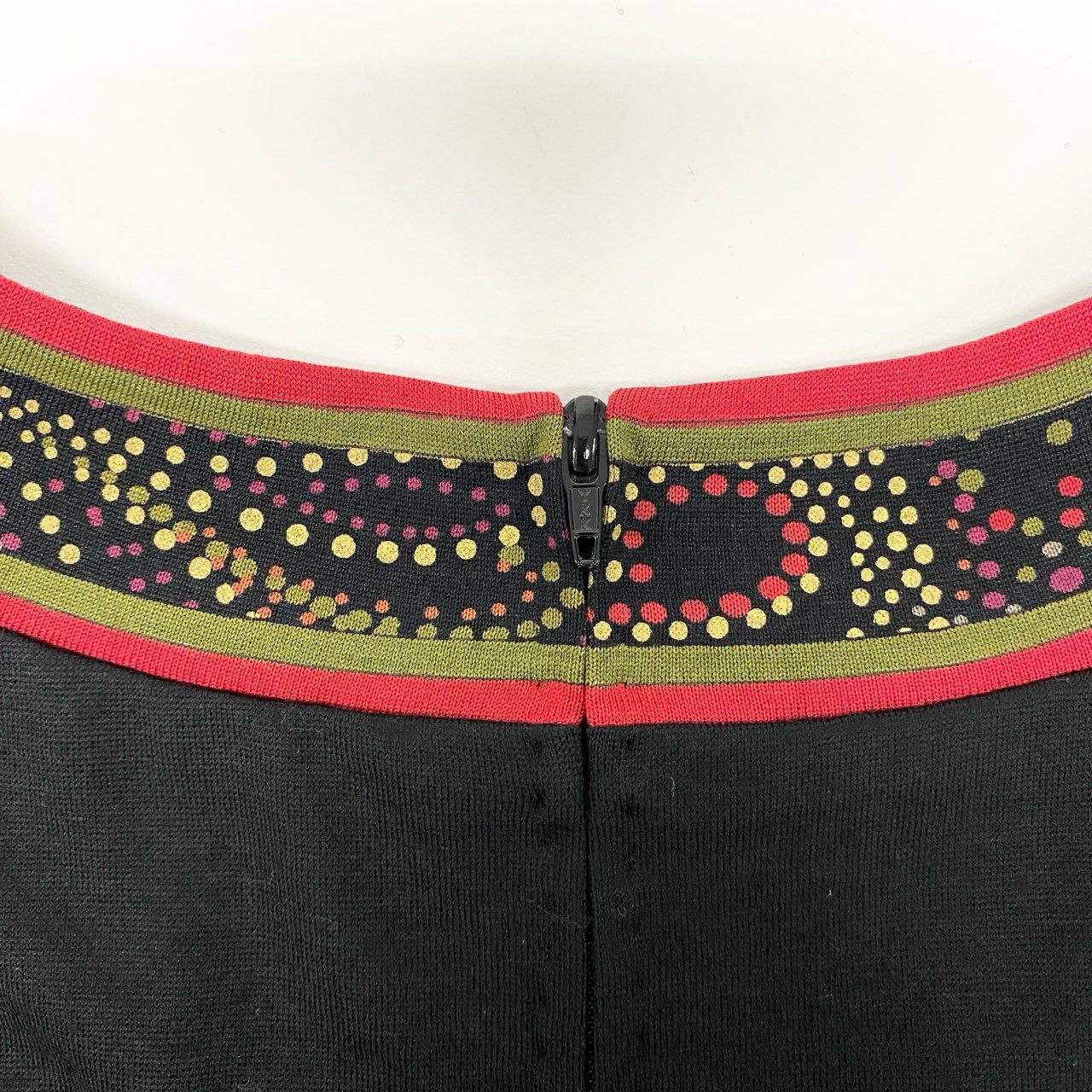 79k21 LEONARD FASHION レオナール 長袖Tシャツ クルーネック カットソー 切替プリント ウールシルク レディース 女性用 Ｍ ブラックu02t