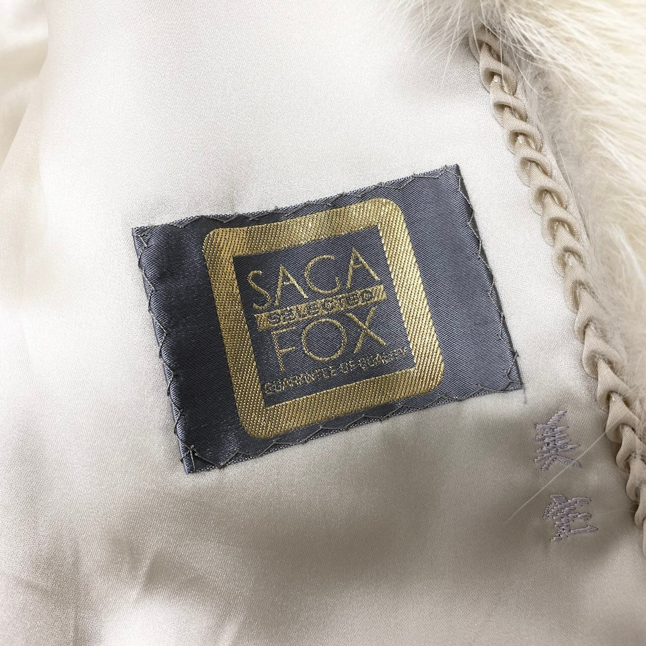 22d14 SAGA FOX サガ フォックス 金サガ ボリューム フォックスコート 毛皮コート 11 ホワイト系 フォックスファーu02t