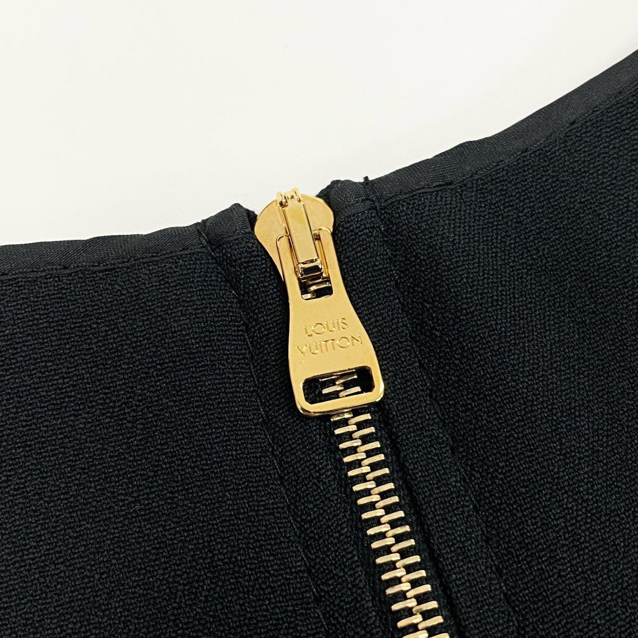 Eb19 LOUIS VUITTON ルイヴィトン モノグラム レースカットソー ショートスリーブ トップス 総柄 切替デザイン レディース Monogram Lace Top サイズ36 ネイビー ブラックt18r