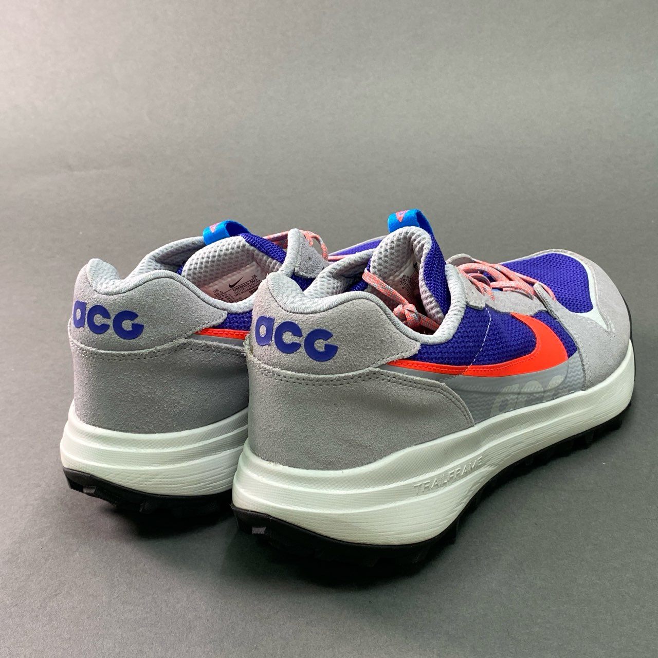 4f27 NIKE ナイキ ACG LOW CATE ローケイト  28.5cm グレー ブルー シューズ TRAIL FRAME