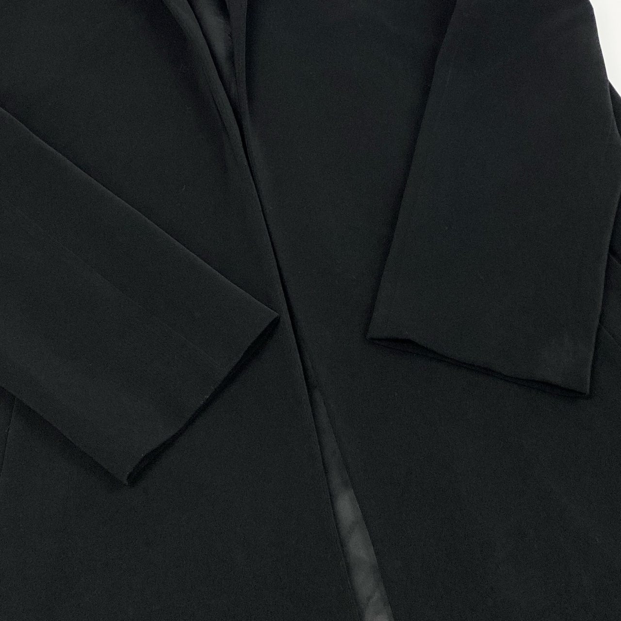 Mc18  BALENCIAGA バレンシアガ 2020年 フーデット ロングコート ローブコート ボタンレス イタリア製 メンズ 紳士服 サイズ46 無地 ブラックk02i