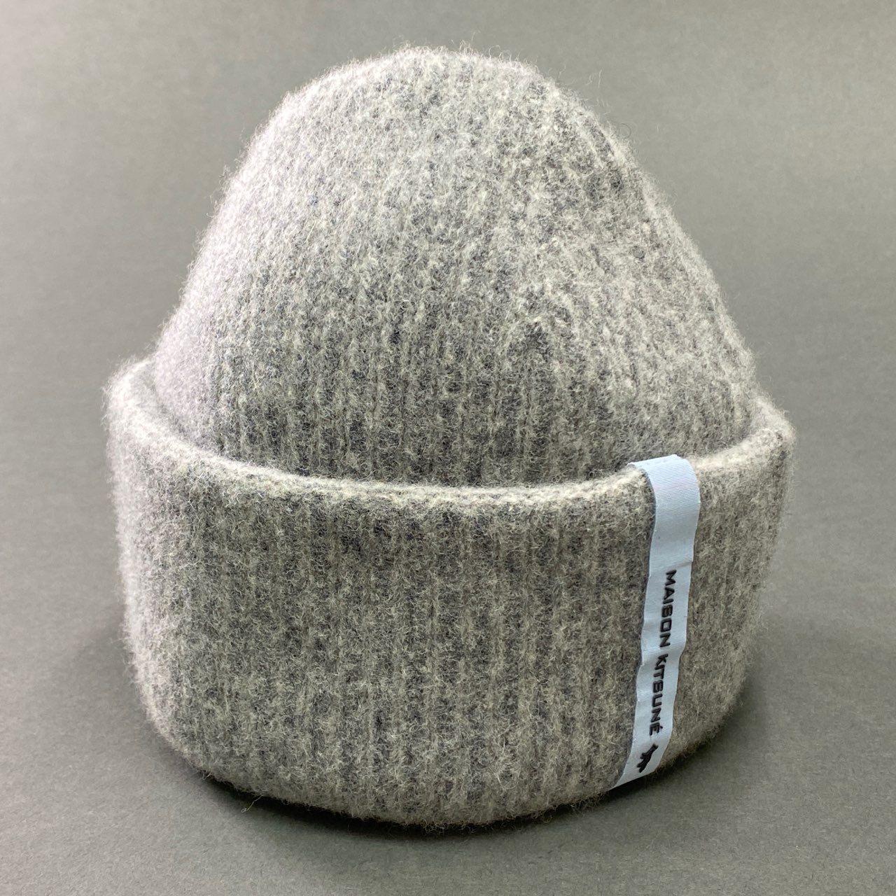 a20 MAISON KITSUNE メゾンキツネ RIBBED LAMBSWOOL BEANIE ニット帽 ビーニー グレー 帽子 キャップ