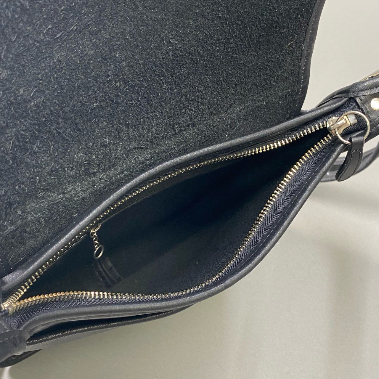 Ai18 COACH コーチ オールドコーチ ショルダーバッグ クロスボディバッグ 9144 ブラック レザー 鞄 カバン Vintage ヴィンテージt18r