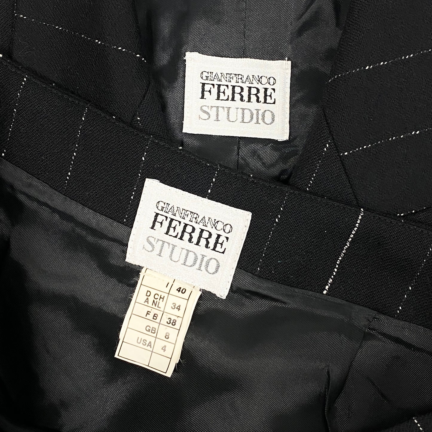 35L19 GIANFRANCO FERRE ジャンフランコフェレ ジャケットスーツ タイトスカート ストライプ柄  I40 ブラック レディース 女性用u02t