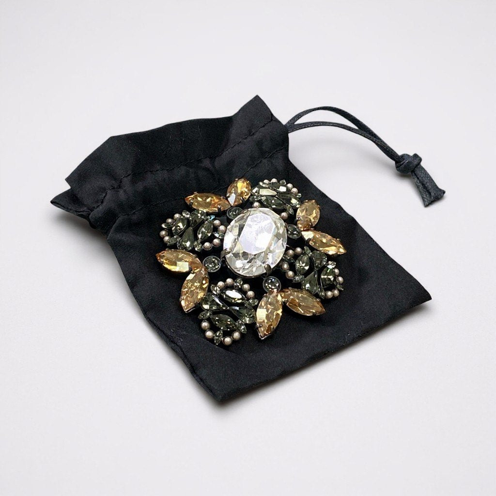 a5 FOXEY フォクシー ビジュー ブローチ ラインストーン アクセサリー マルチカラー レディースk02i