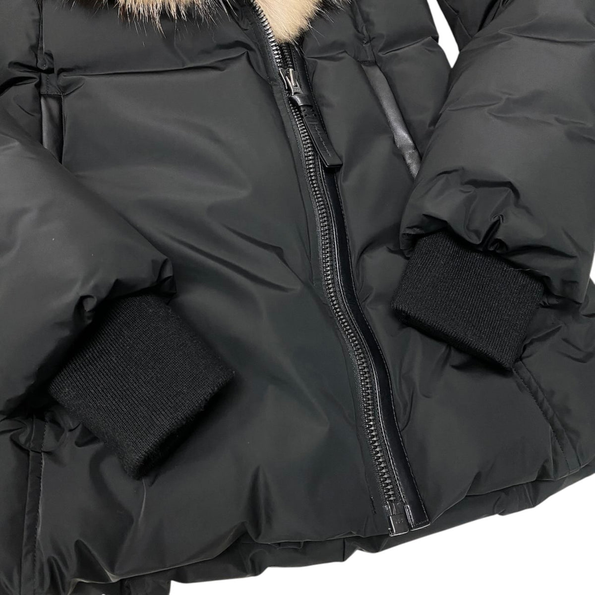 25j19 【美品】 Mackage マッカージュ ADALI-F ダウンコート ラクーンファー サイズXS ブラック レディース 女性用u02t
