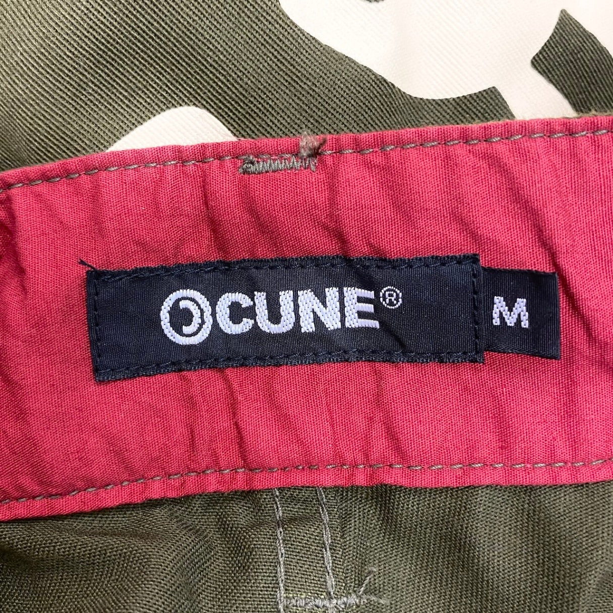 83e15《未使用品》 CUNE. キューン 6Pうさぎ カーゴパンツ サイズM カーキ ミリタリー 日本製 Cargo Pants タグ付t18r
