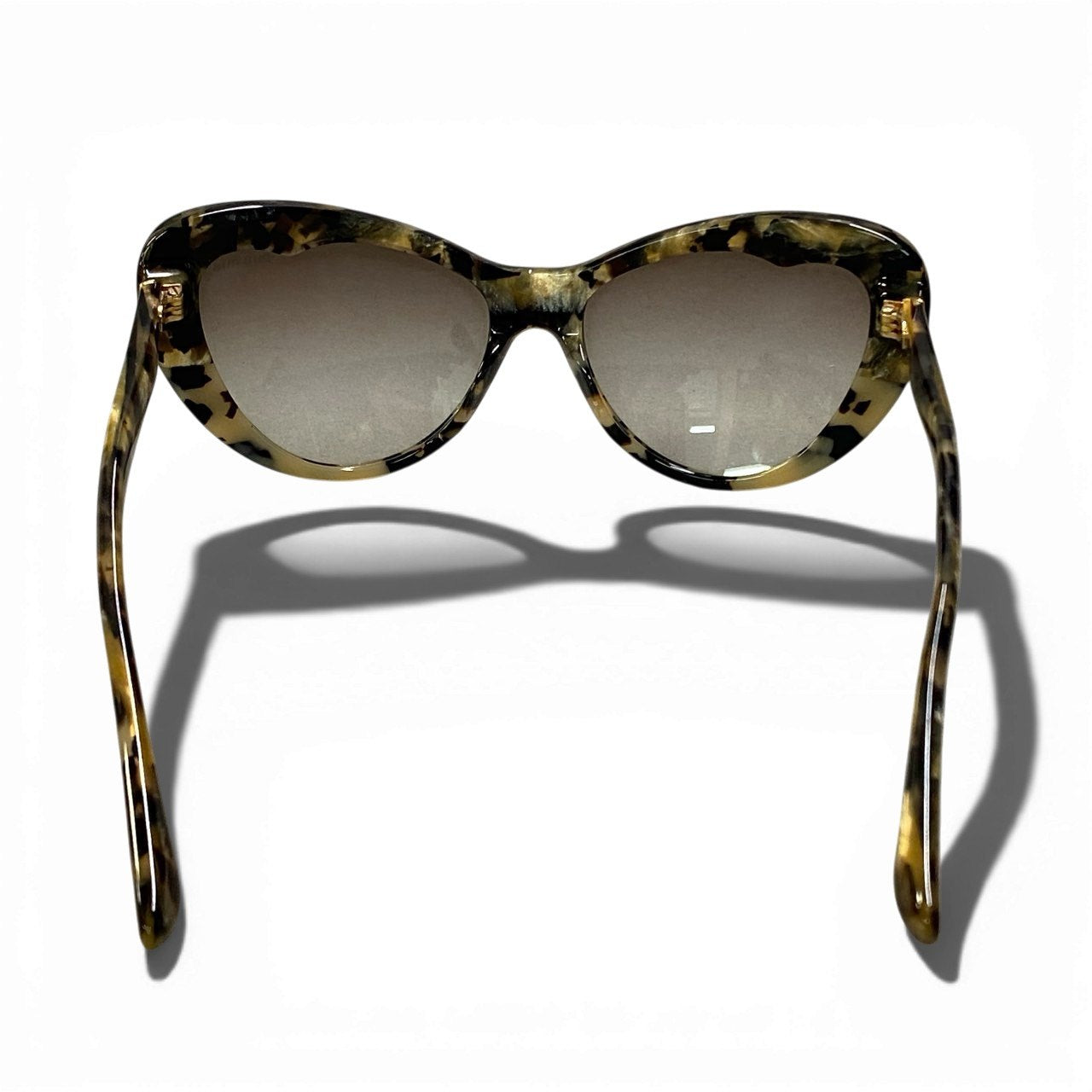 a22【イタリア製】miu miu ミュウミュウ MAM-0A7 サングラス サイドロゴ ベッコウデザイン 57-17 レディース 女性用 アイウェアta1