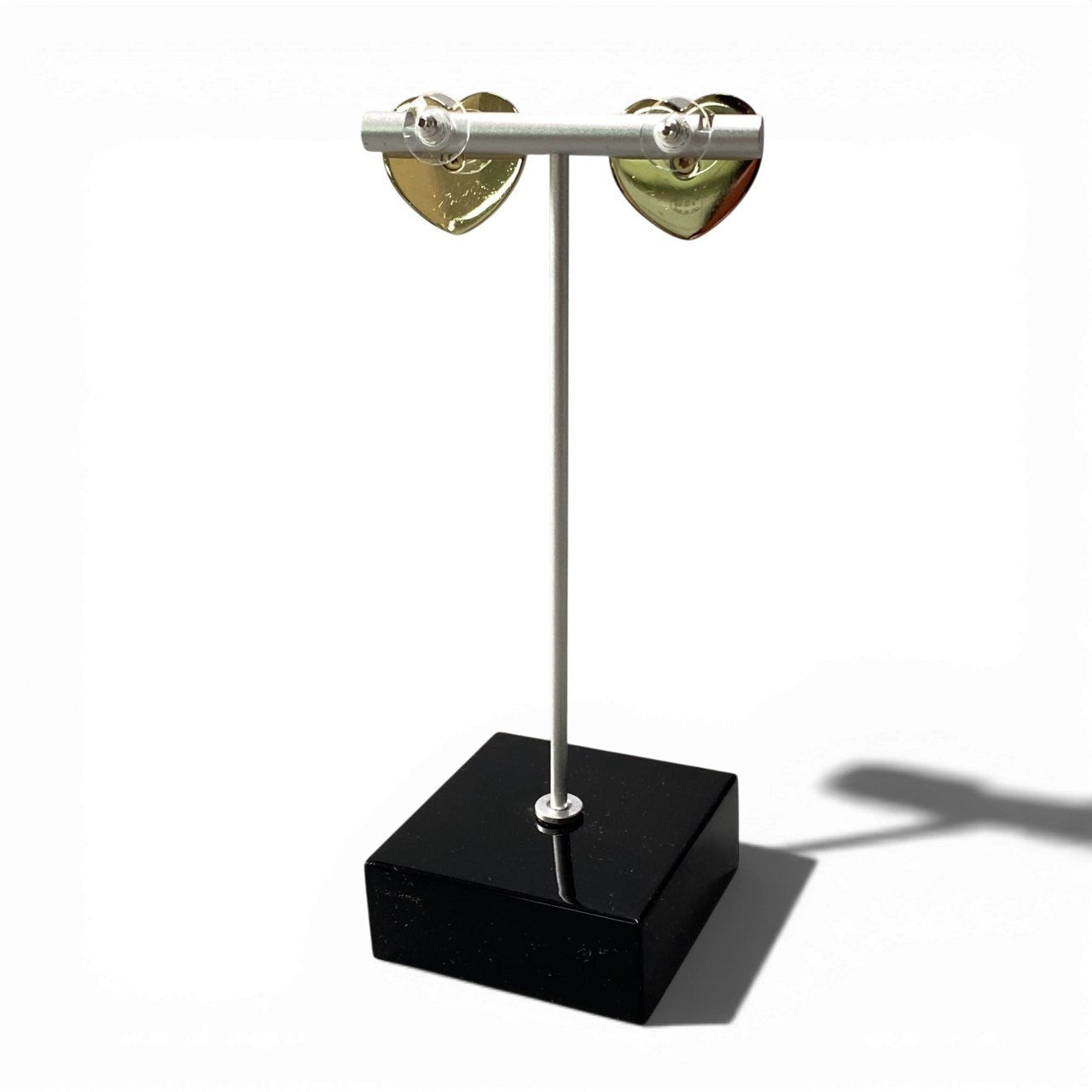 b5 CHANEL シャネル 2022 レザーハート ココマーク ピアス アクセサリー ブラック レザー レディースta1