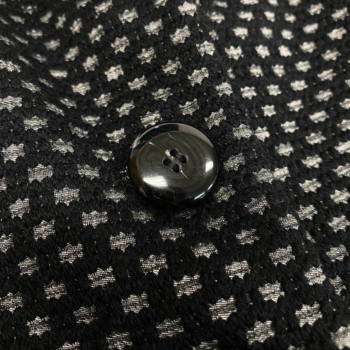 Ef27 ARMANI COLLEZIONI アルマーニコレツィオーネ テーラードジャケット 総柄 立体刺繡 サイズ40 ブラック レディースo07t