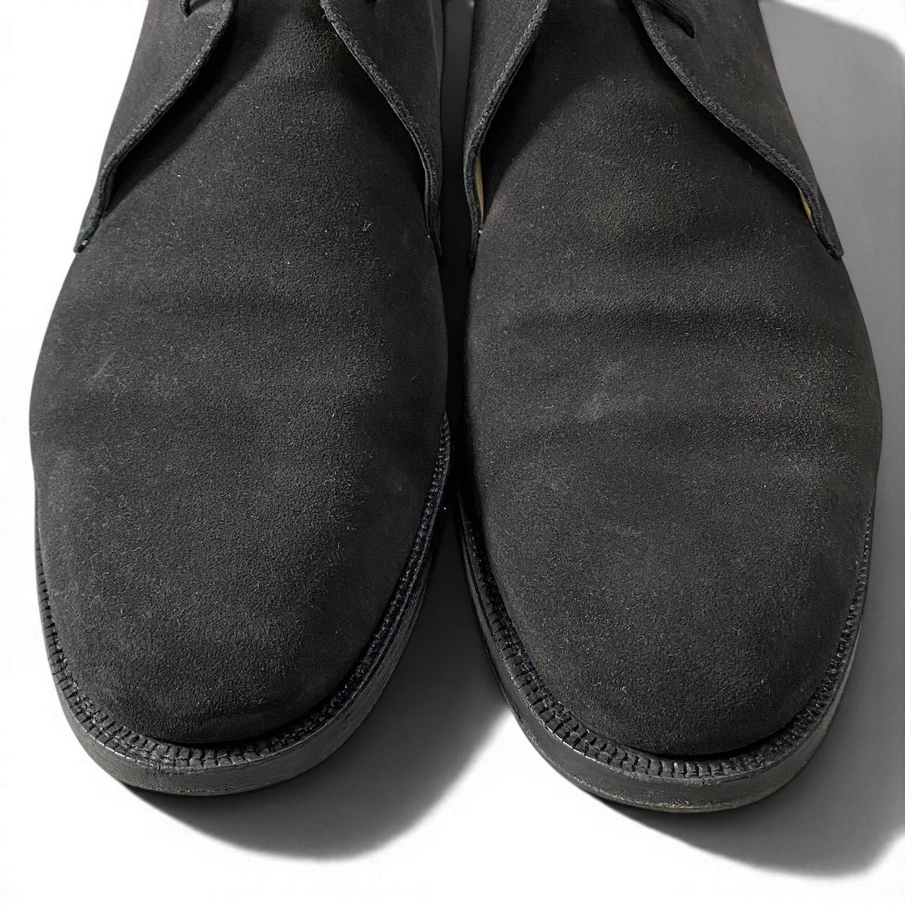 2f10【美品】 CROCKETT & JONES クロケットアンドジョーンズ CHERTSEY チャートシー プレーントゥ チャッカブーツ スウェードレザー シューズ サイズ9 ブラック メンズ 紳士靴u02t