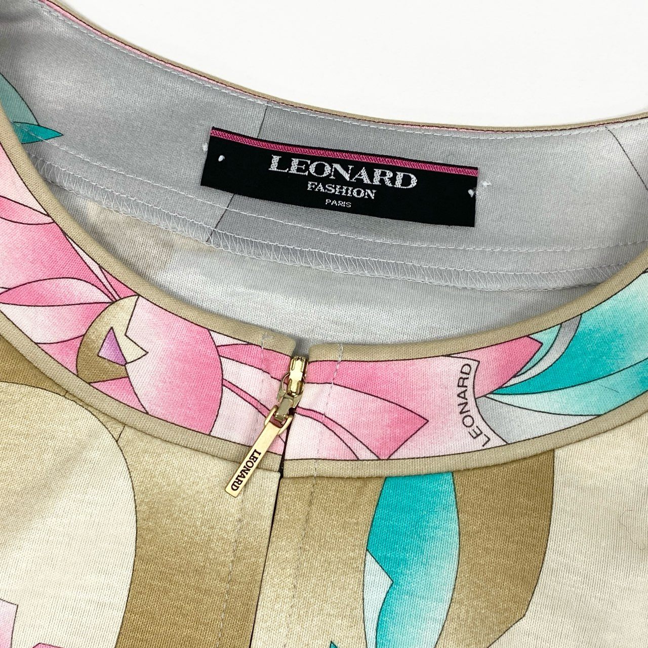 76a24 LEONARD FASHION レオナールファッション クルーネックカーディガン ジップ 花柄 薄手トップス L ベージュ レディース 女性用o07t