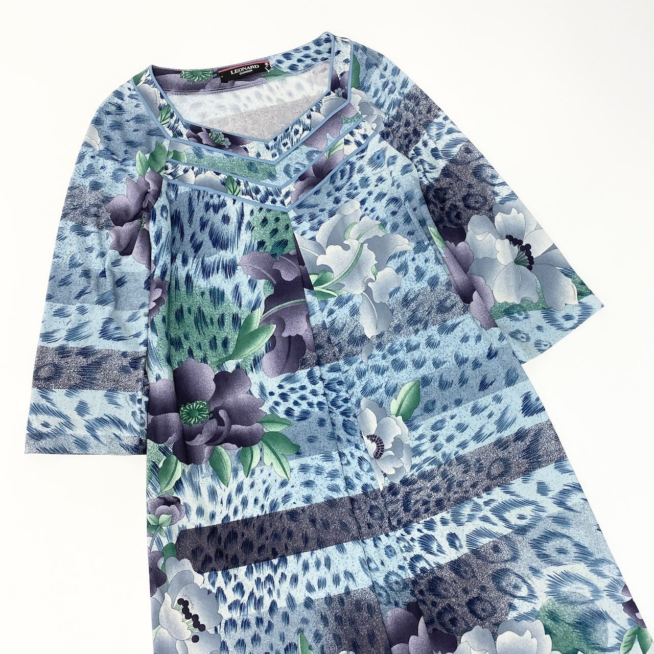 59c19 LEONARD FASHION レオナール 花柄ワンピース 膝丈 七分袖 フラワープリント カンカン素材 レディース 女性服 日本製 サイズ38 ブルー パープル グリーンu02t