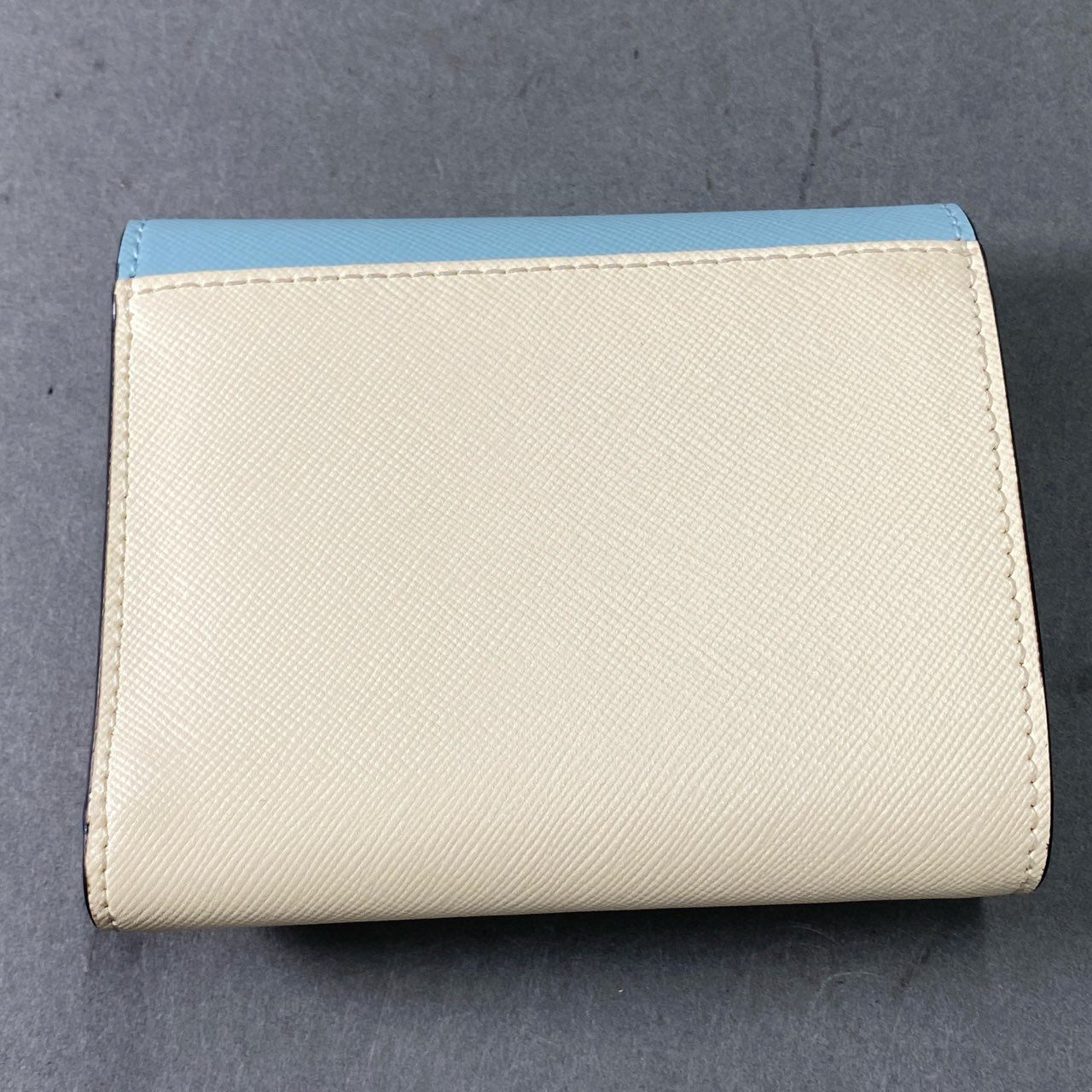 4e19 《美品》 MARNI マルニ SAFFIANO サフィアーノ 二つ折り 財布 ショートウォレット ブルー ベージュ レザー 小銭入れ