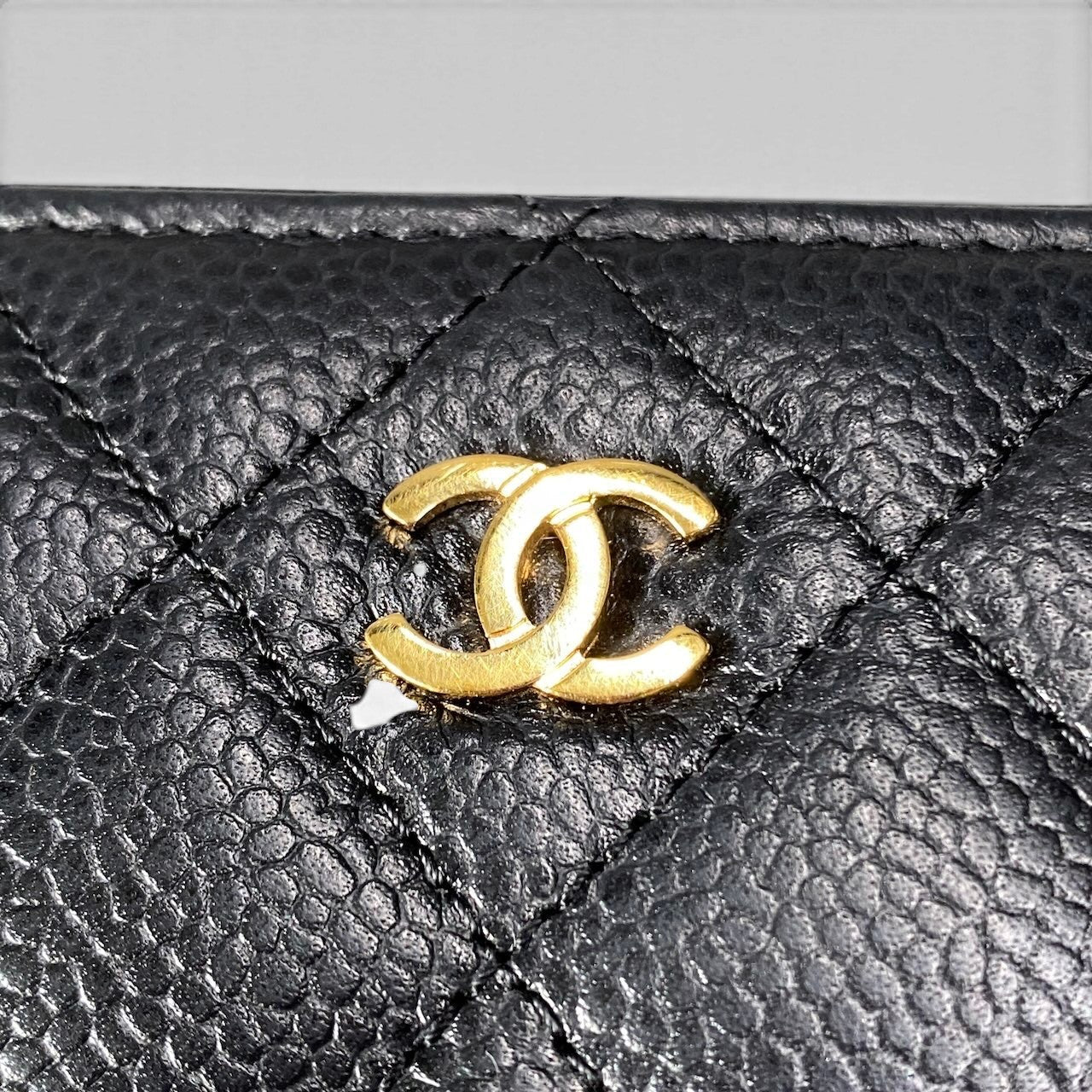 g9 《美品》 CHANEL シャネル マトラッセ キャビアスキン 長財布 Matelasse Caviar Leather Long Wallet ブラック 箱付t18r