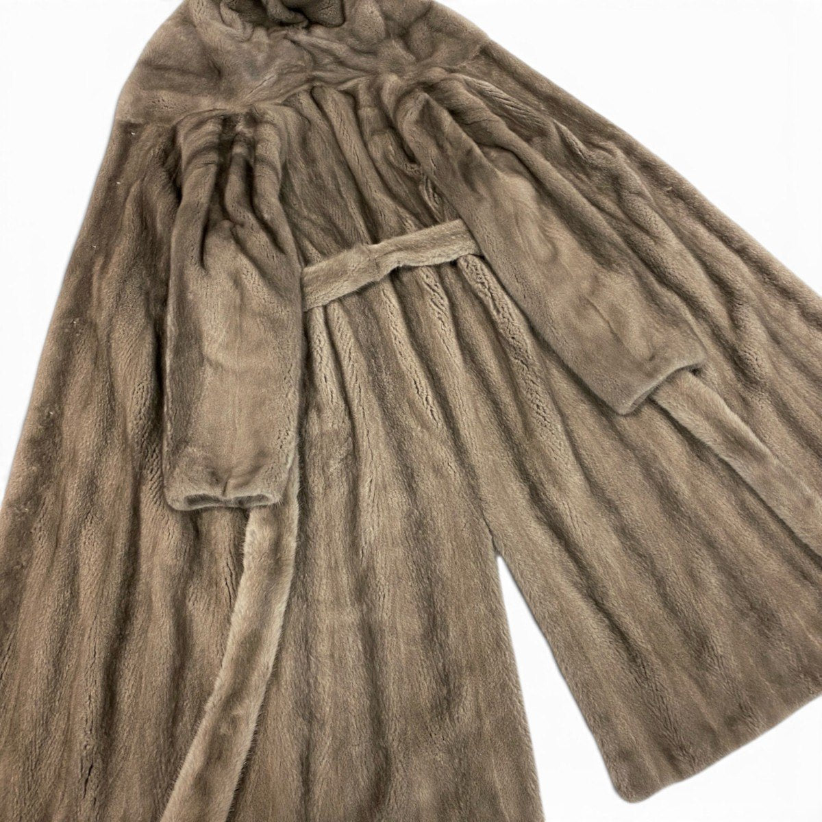 66h13《美品》 KOPENHAGEN FURS コペンハーゲンファー プラチナグレード ブルーアイリスミンク ベルテッドミンクコート 88-98-160 グレー系 ミンクファー フードu02t