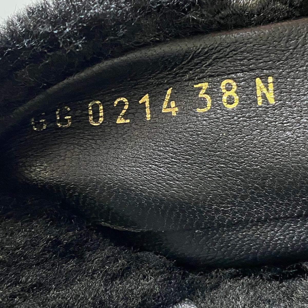 j13 【極美品】LOUIS VUITON ブリスコンフォート シアリングムートンサンダル LVロゴ 38サイズ ブラック レザー レディース 女性用k02i